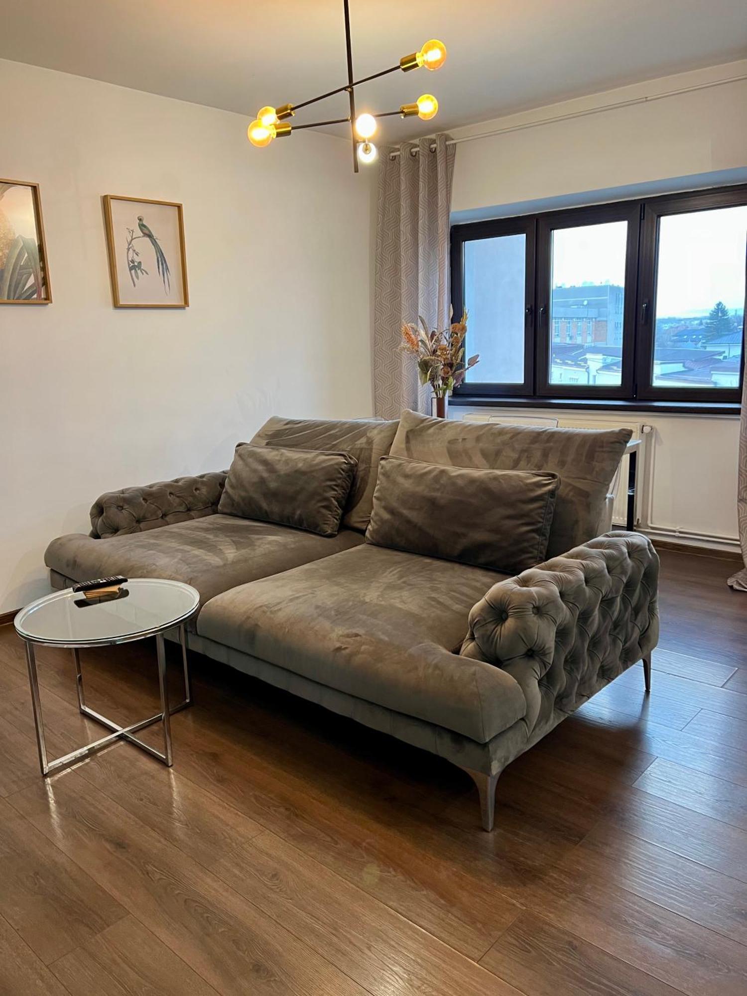 Old Town View- Ultracentral Apartment Targoviste Zewnętrze zdjęcie
